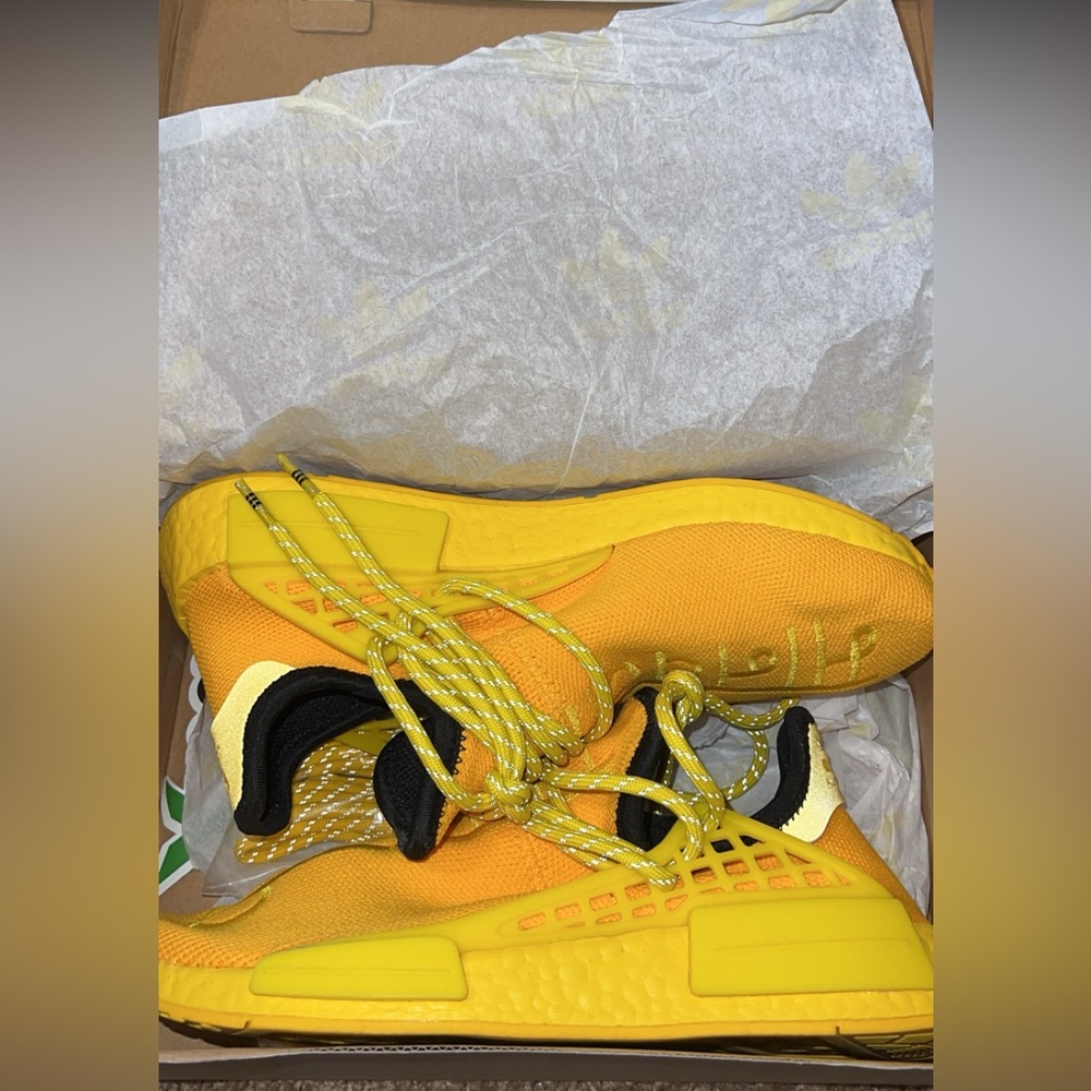 Pharell nmd